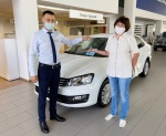 Любительнице  конфет «Красного Октября»® – автомобиль в подарок!